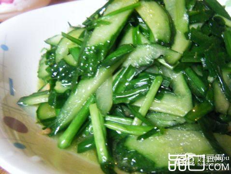 黄瓜炒韭菜