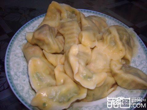 韭菜肉丁水饼