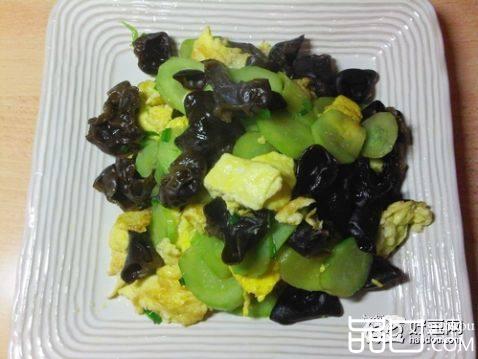 黄瓜黑木耳炒蛋