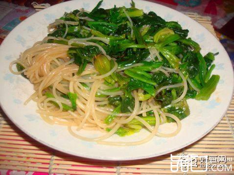 蚝油菠菜拌粉条