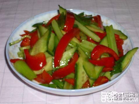 小炒彩椒黄瓜芹菜