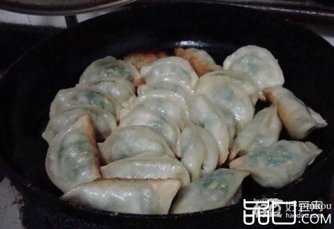 菠菜鸡蛋煎饺
