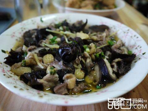 香菇云耳滑鸡--简单的