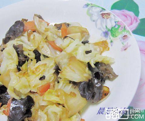 素炒黑木耳白菜