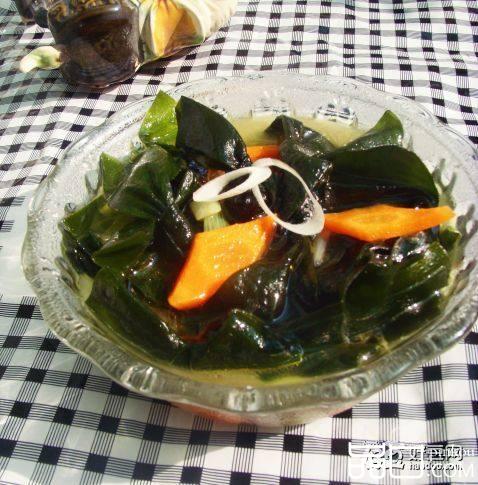 胡萝卜炒海带