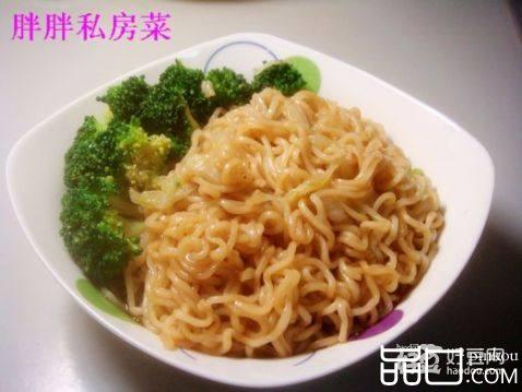 蔬菜拌面