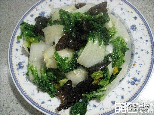 黑木耳炒油菜