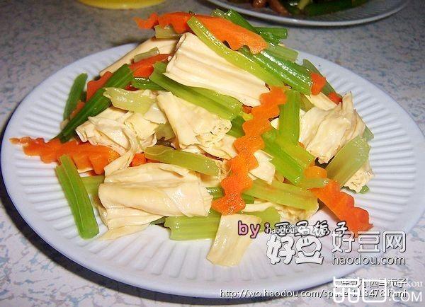 腐竹芹菜