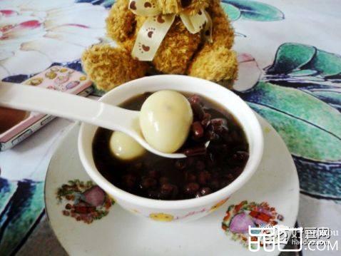 薏米赤小豆鹌鹑蛋糖水