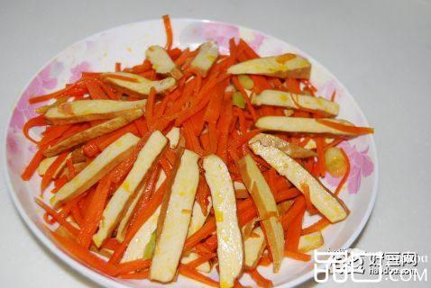 胡萝卜炒香干
