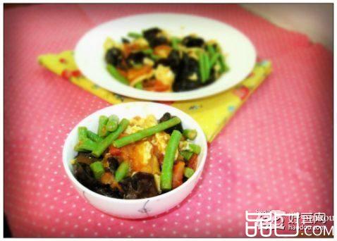 西红柿黑木耳炒豇豆