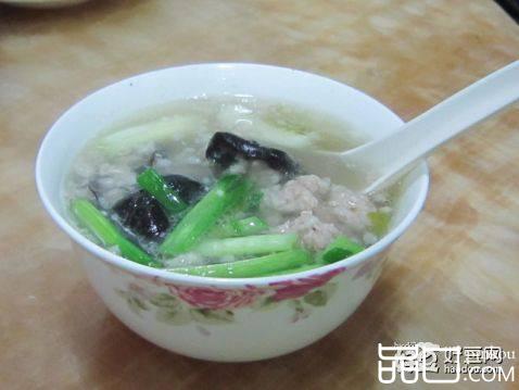 黑木耳肉末汤