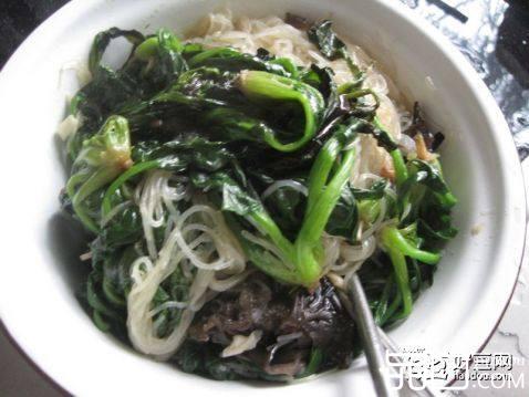 木耳菠菜炒粉丝