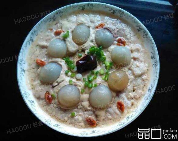 龙眼蒸肉饼