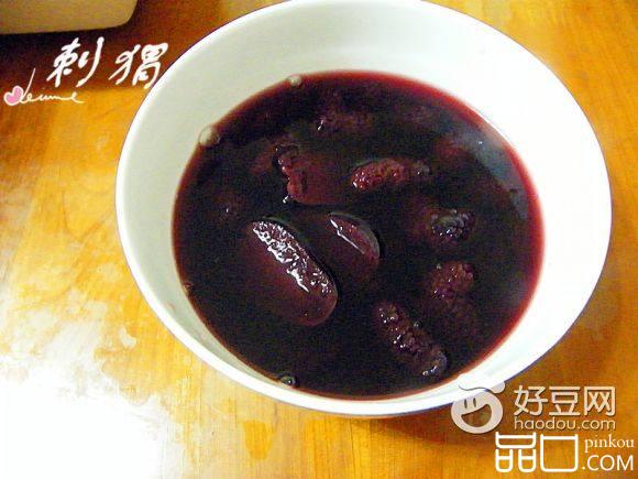 桑葚红枣糖水