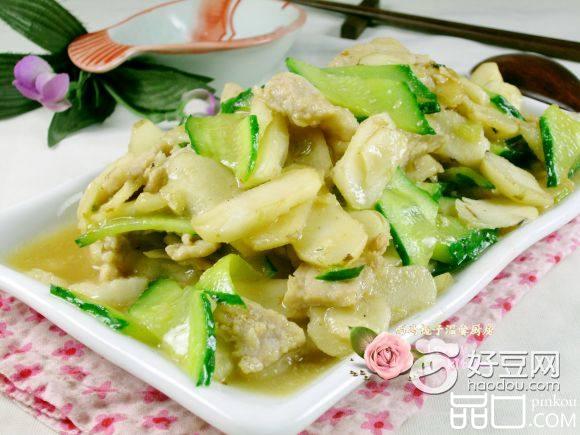 马蹄肉片炒黄瓜