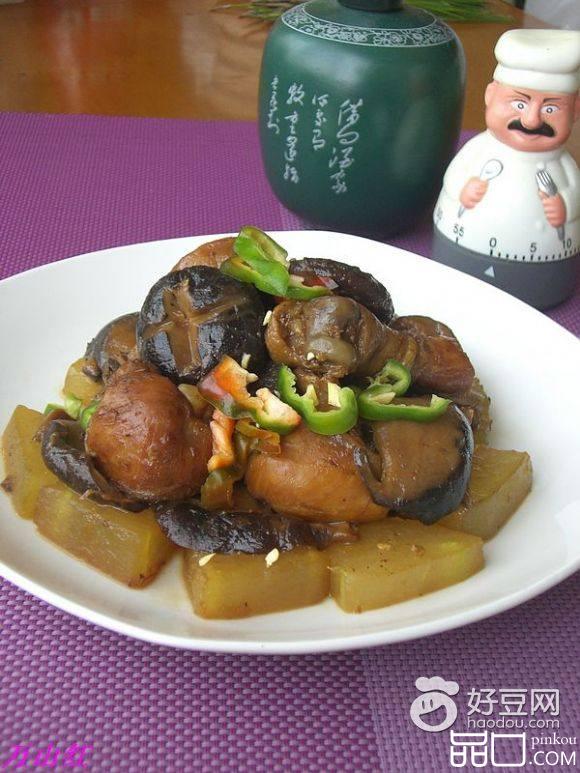 香菇冬瓜炖鸡块