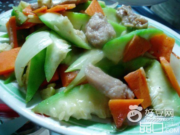 丝瓜炒肉片