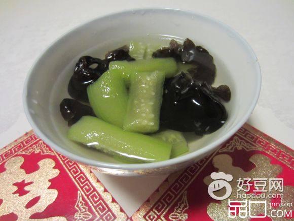 丝瓜木耳汤