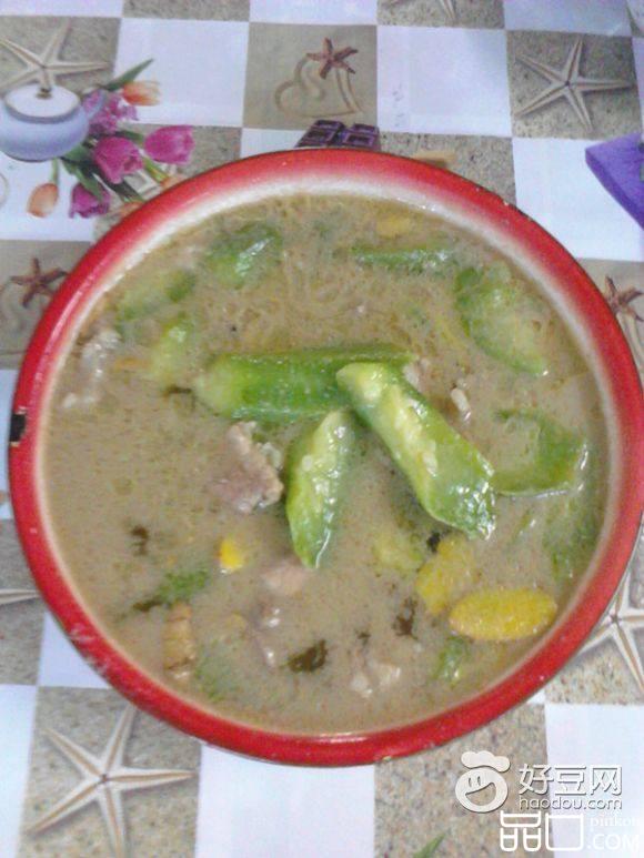 猪肝瘦肉丝瓜汤
