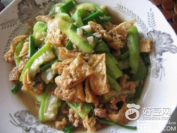 丝瓜炒豆皮