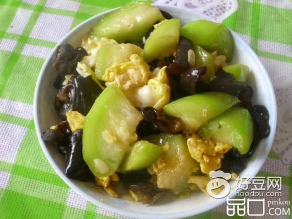 丝瓜木耳炒鸭蛋