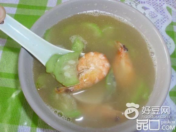 胡椒丝瓜鲜虾汤