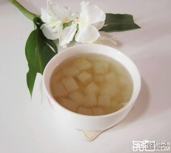 川贝雪梨冰糖水