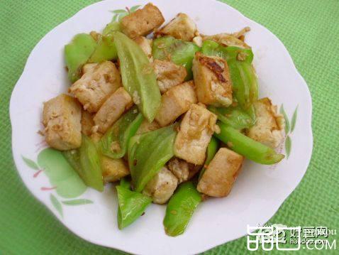 青椒煎豆腐