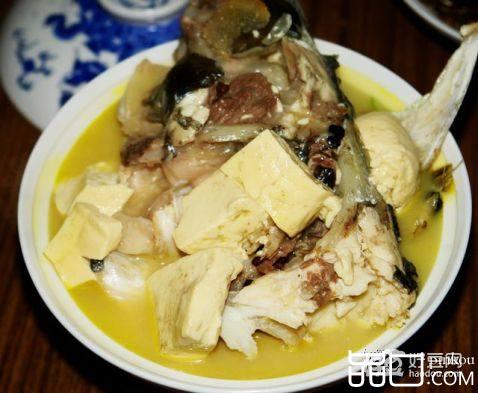 鲢鱼头炖豆腐-妈妈菜