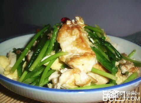 韭菜头炒鸡蛋豆腐
