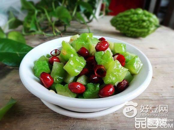 花生炒苦瓜