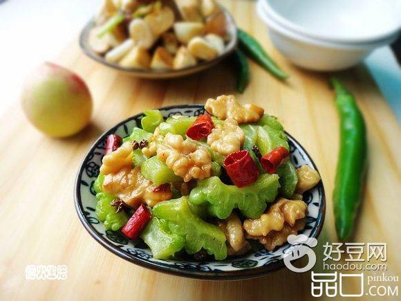 核桃香煸苦瓜