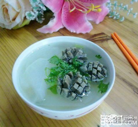 牛肉丸萝卜汤