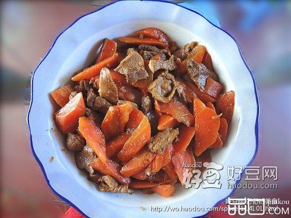 胡萝卜烧肉