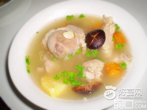 扁豆香菇炖骨头