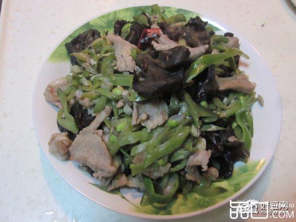扁豆木耳炒肉