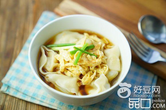 蛋丝豇豆鲜肉馄饨