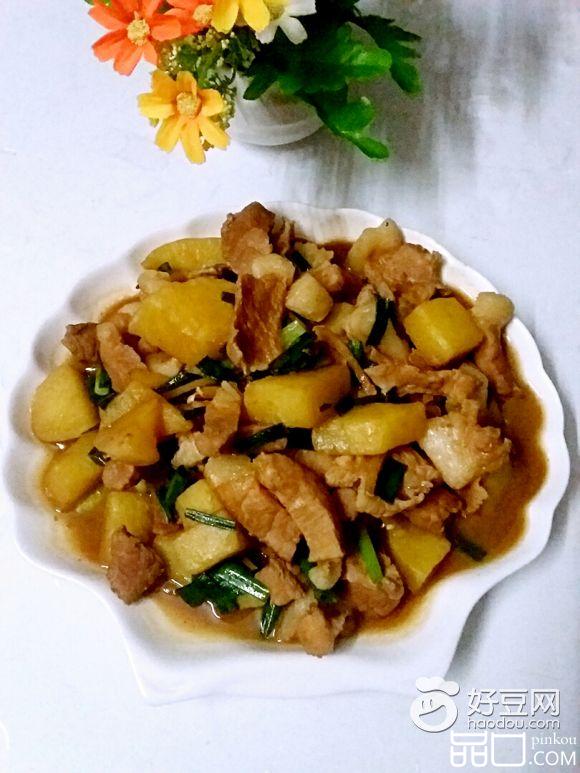 土豆炖猪肉