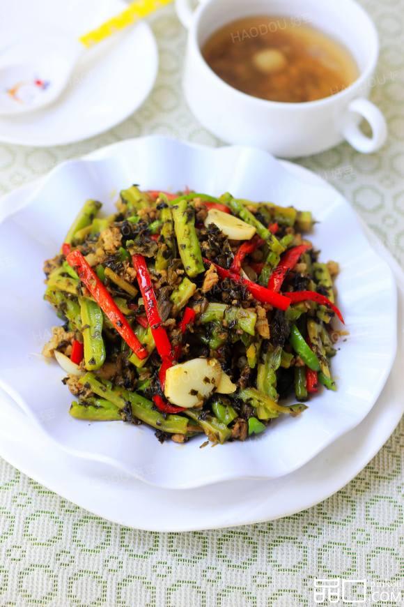 芽菜肉末炒苦瓜
