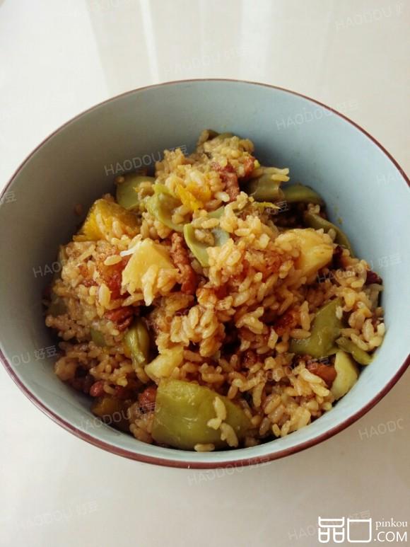 豆角南瓜肉末焖饭