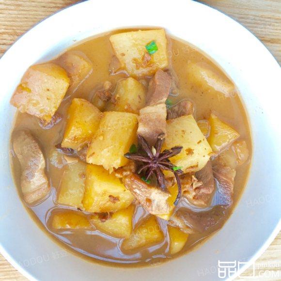 猪肉烧萝卜