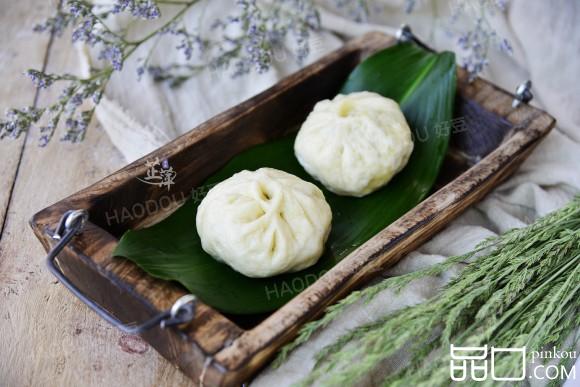 卤肉粉丝包