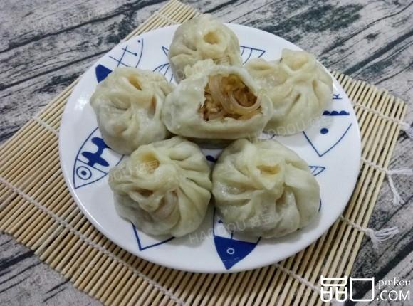 猪肉酸菜粉条包子