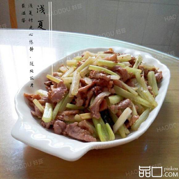 西芹炒肉片