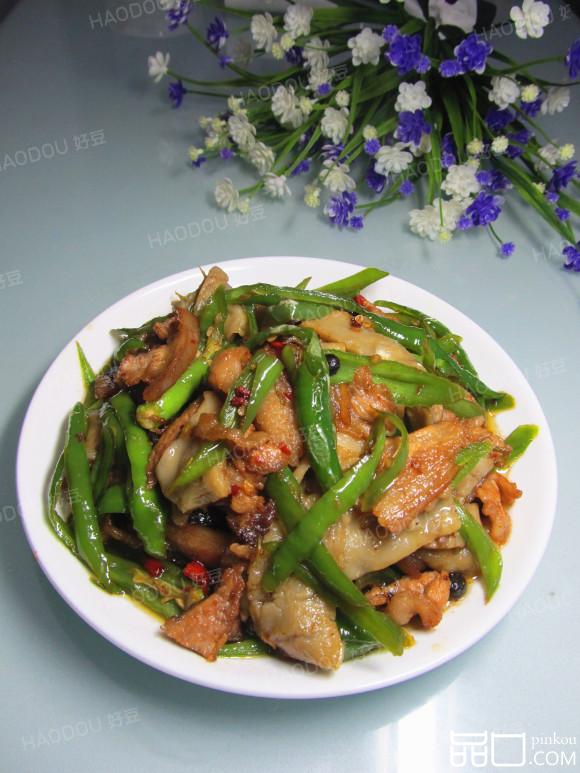 苕皮辣椒回锅肉