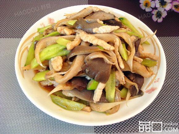 肉丝炒黄瓜平菇
