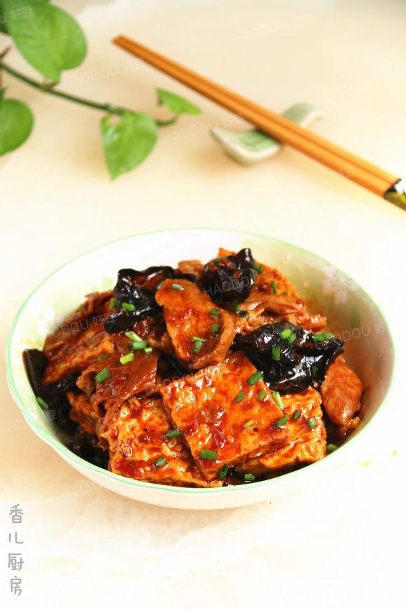 豆腐菌菇炒肉片