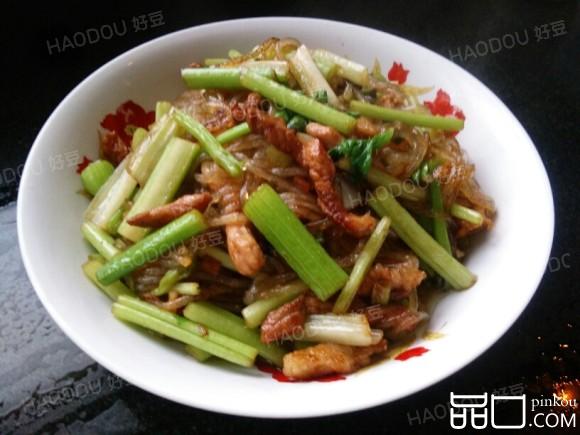 芹菜肉丝炒粉