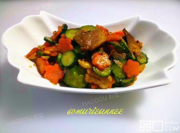 黄瓜胡萝卜炒肉片